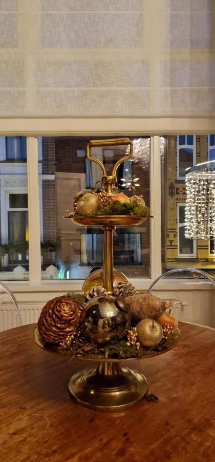 Ferienwohnung De Cosy Barock Met Gezellige Patio ! Breda Exterior foto